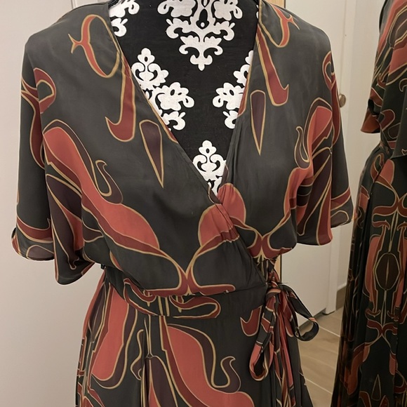 Free People Printed Wrap Maxi Dress size small/P - Picture 4 of 10